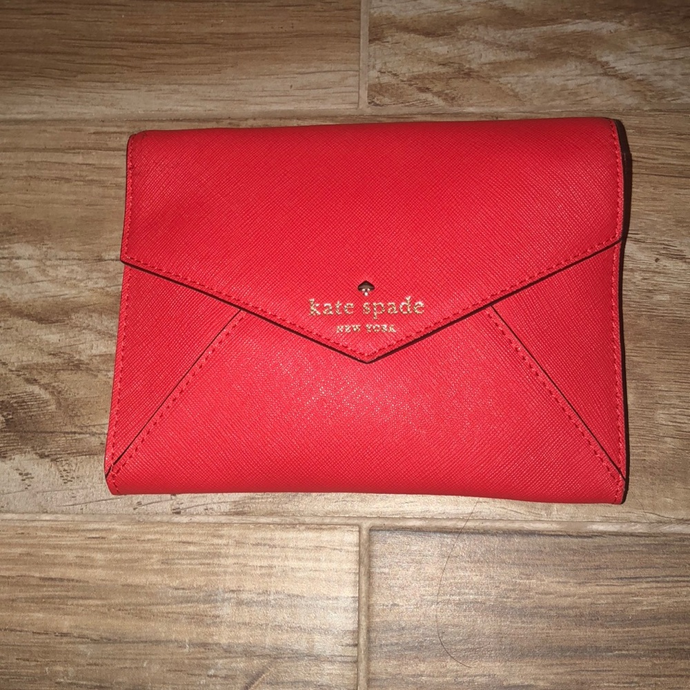 Kate Spade wallet on a chain!!